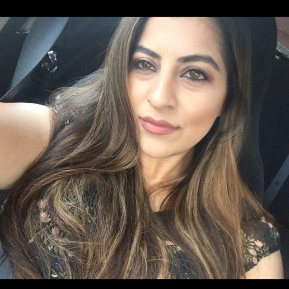 Meet your Posher, Helan